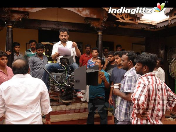 'Iruvar Ullam' On Location