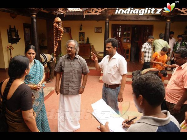 'Iruvar Ullam' On Location