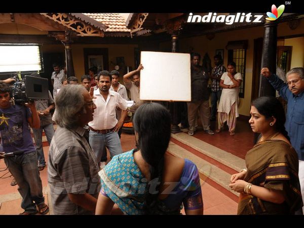 'Iruvar Ullam' On Location