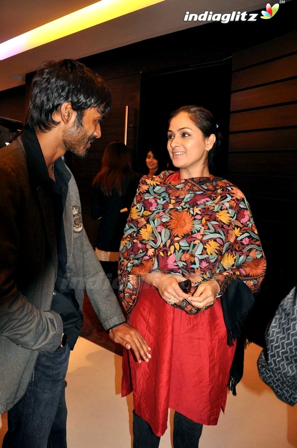 Starry Premiere Of `Jaggubhai'