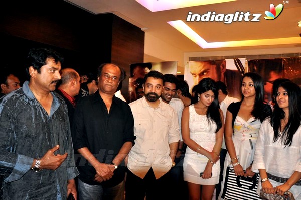 Starry Premiere Of `Jaggubhai'