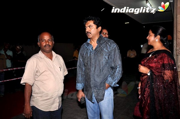 Starry Premiere Of `Jaggubhai'