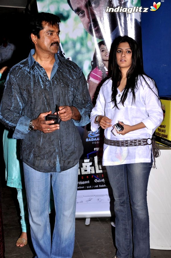 Starry Premiere Of `Jaggubhai'