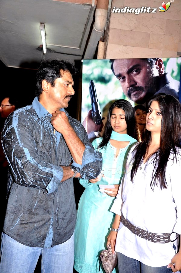 Starry Premiere Of `Jaggubhai'