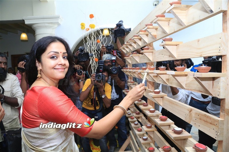 Jyothika at Heirloom Kanjivaram Exhibition