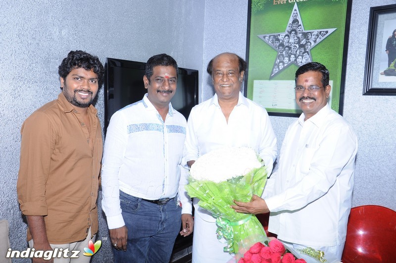 Superstar Rajinikanth starts dubbing for 'Kabali'