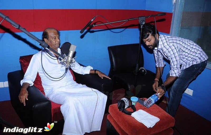 Superstar Rajinikanth starts dubbing for 'Kabali'