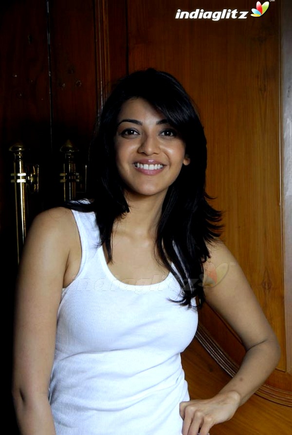 Kajal Agarwal Posing For IndiaGlitz