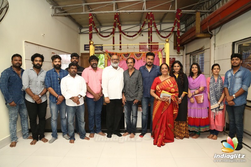 'Karichoru' Movie Pooja