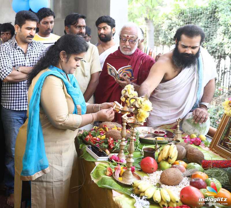 'Khaki' Movie Pooja