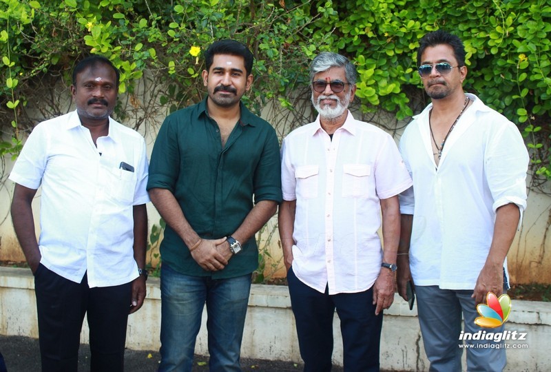 'Kolaigaran' Movie Pooja