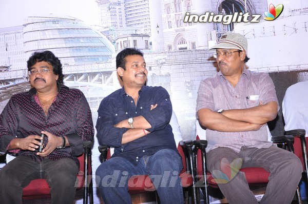 'Marupadiyum Oru Kadhal' Audio Launch