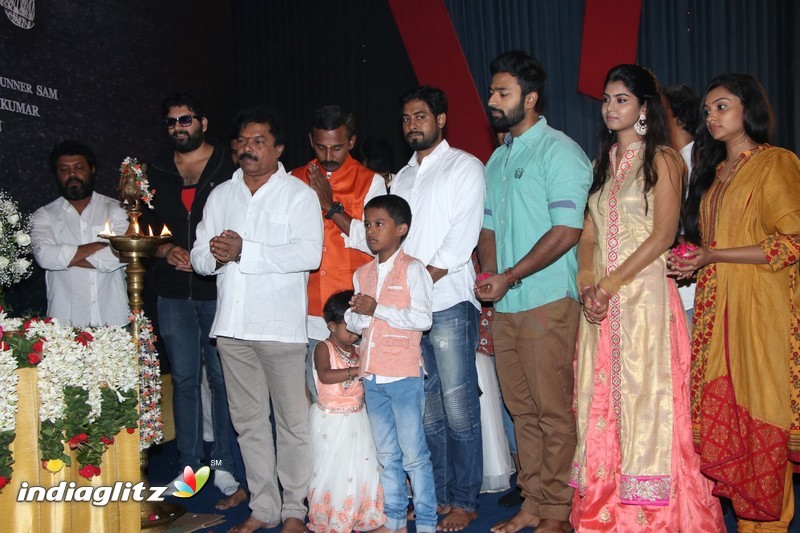 Mouna Valai Movie Poojai