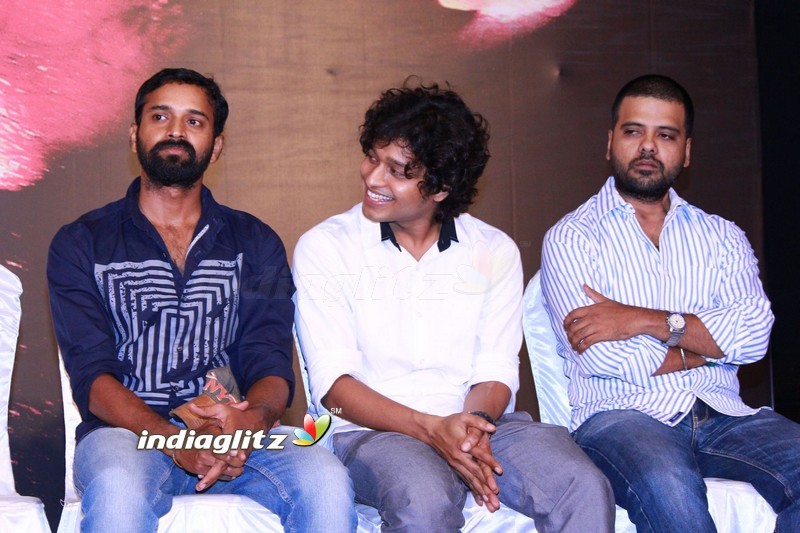 'Munnodi' Press Meet