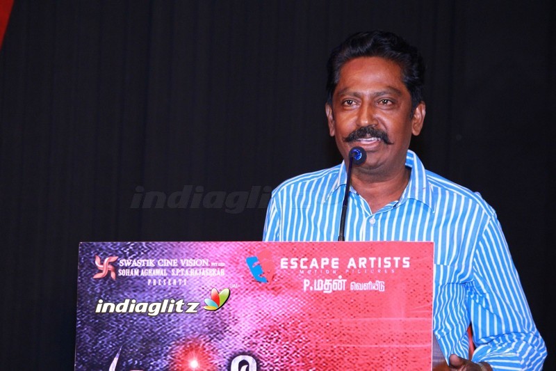 'Munnodi' Press Meet