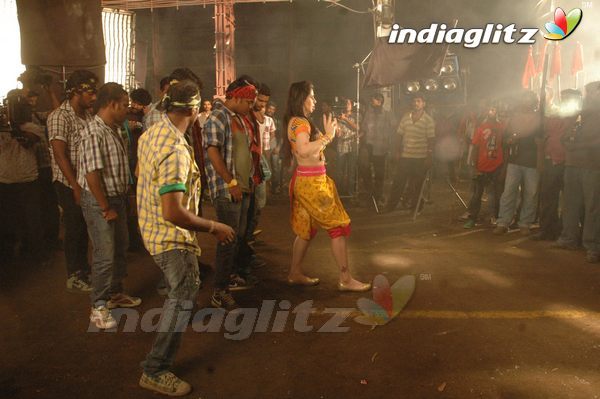 'Naan Rajavaga Pogiren' Shooting Spot