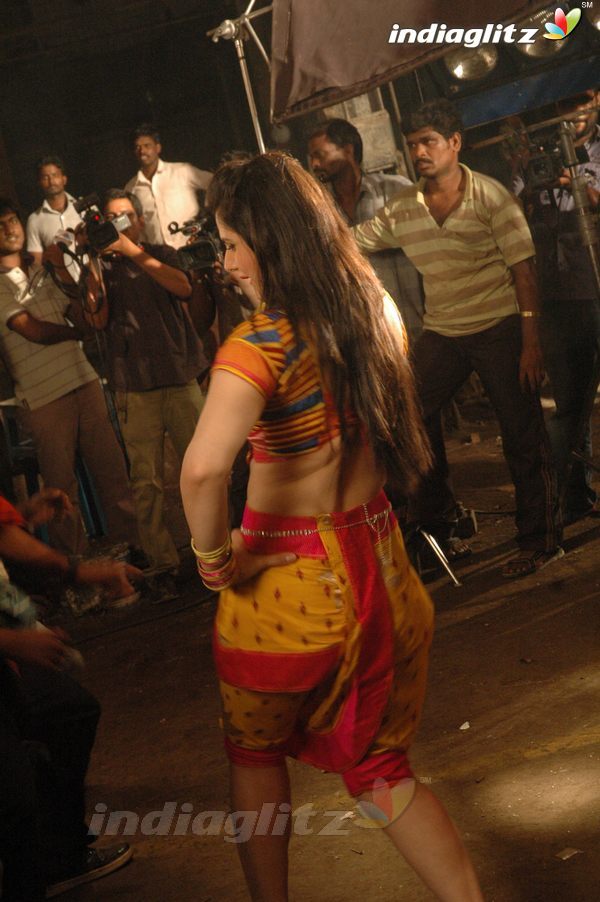 'Naan Rajavaga Pogiren' Shooting Spot