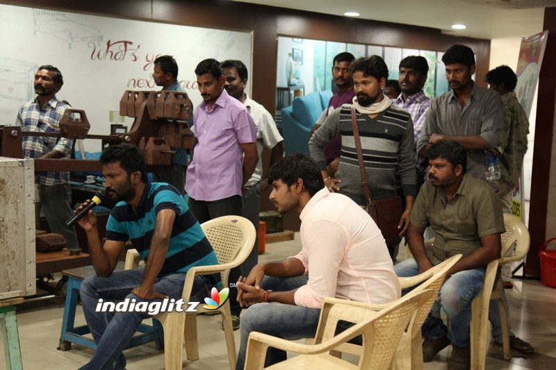 'Nenjil Thunivirundhal' Shooting Spot