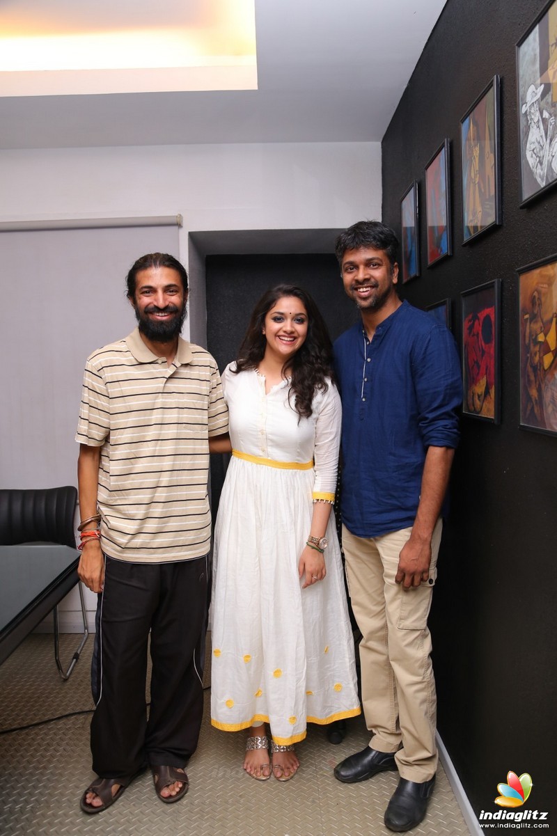 'Nadigaiyar Thilagam' Premiere Show