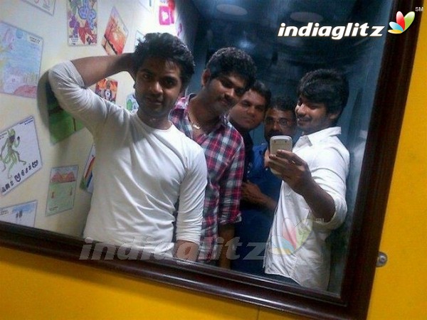 Vettai Mannan On Location