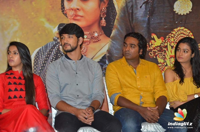 Oru Nalla Naal Paathu Solren Press Meet