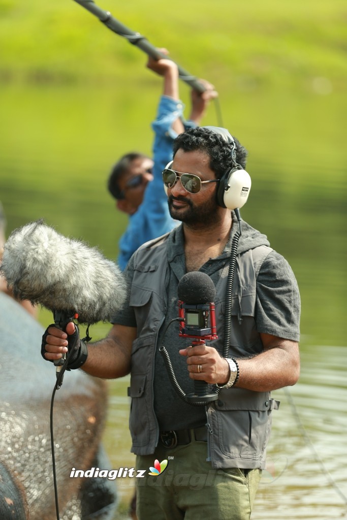 'Oru Kadhai Sollattumaa' Shooting Spot