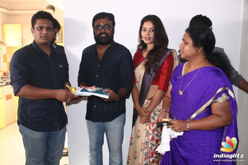 Pugazhendhi Ennum Naan Movie Pooja