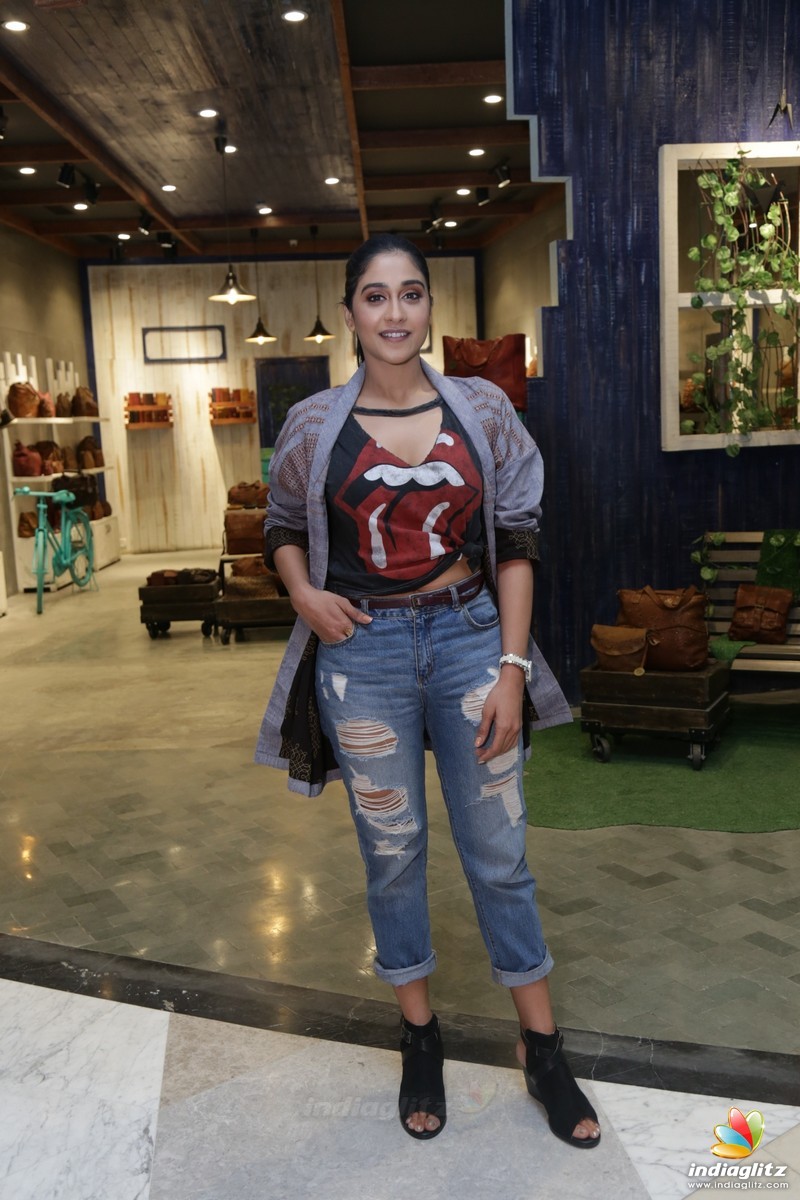 Regina Cassandra Launches 'KOMPANERO' SS' 18 Vintage Leather Accessories