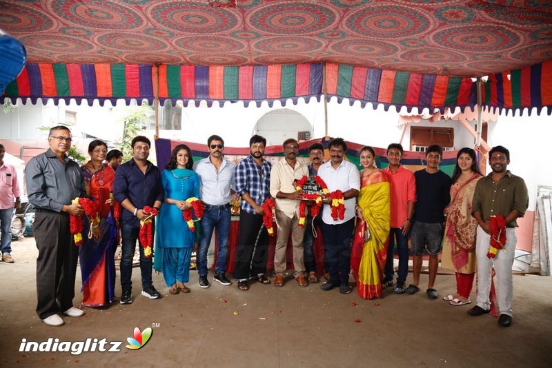 Vikram Keerthy Suresh 'Saamy 2' Movie Pooja