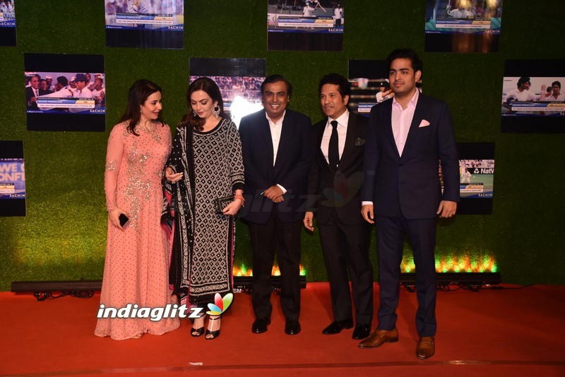 Bollywood Stars Grace The Premiere Of 'Sachin - A Billion Dreams'