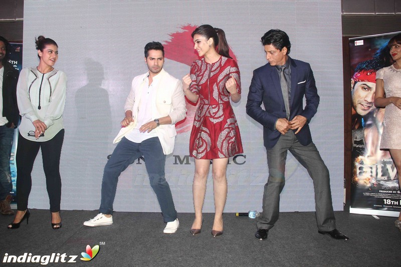 SRK-Kajol celebrating Dilwale music at JW Marriot