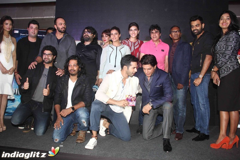 SRK-Kajol celebrating Dilwale music at JW Marriot