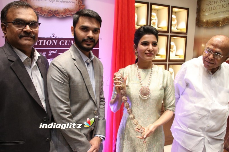 Samantha at Launch of NAC Jewelles Antique Exhibition