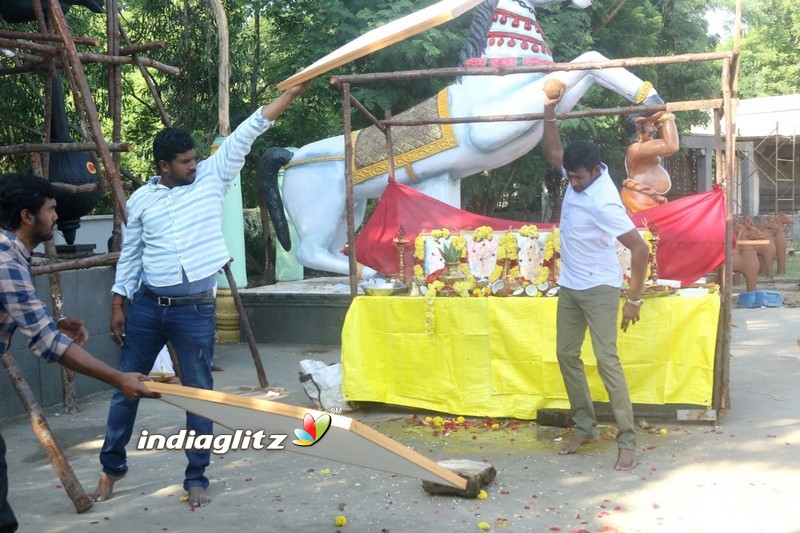 'Sandakozhi 2' Movie Pooja