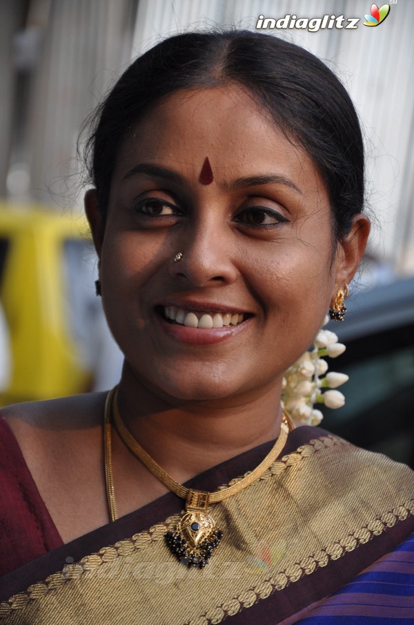 Saranya Ponvannan Meets The Press