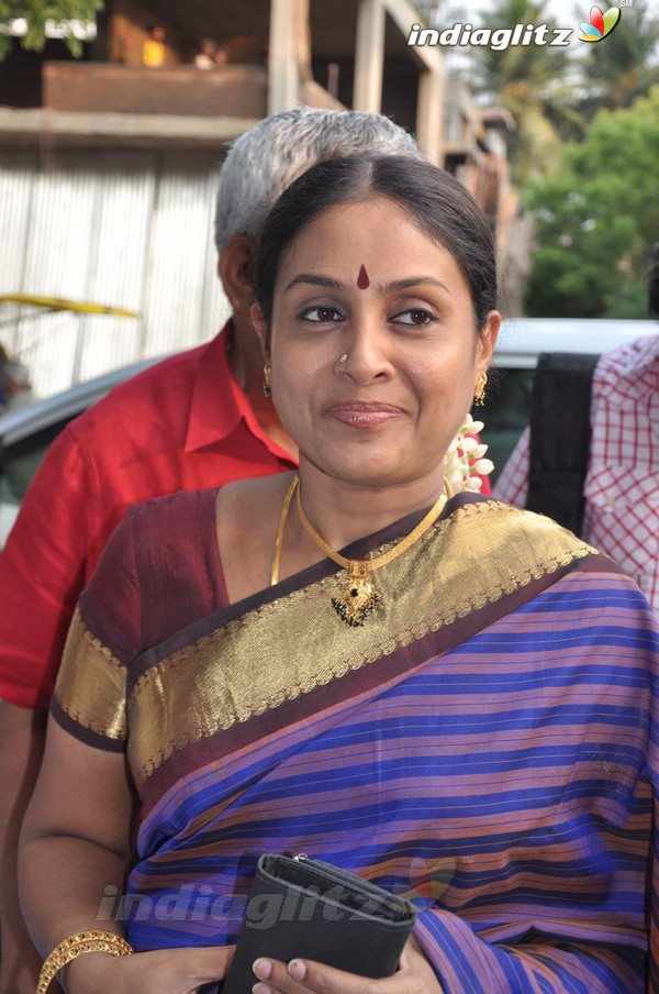 Saranya Ponvannan Meets The Press