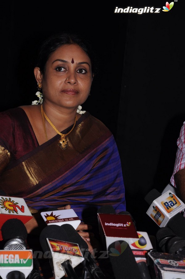 Saranya Ponvannan Meets The Press