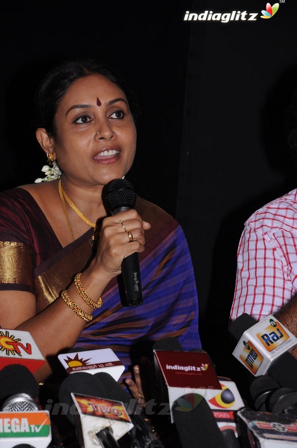 Saranya Ponvannan Meets The Press