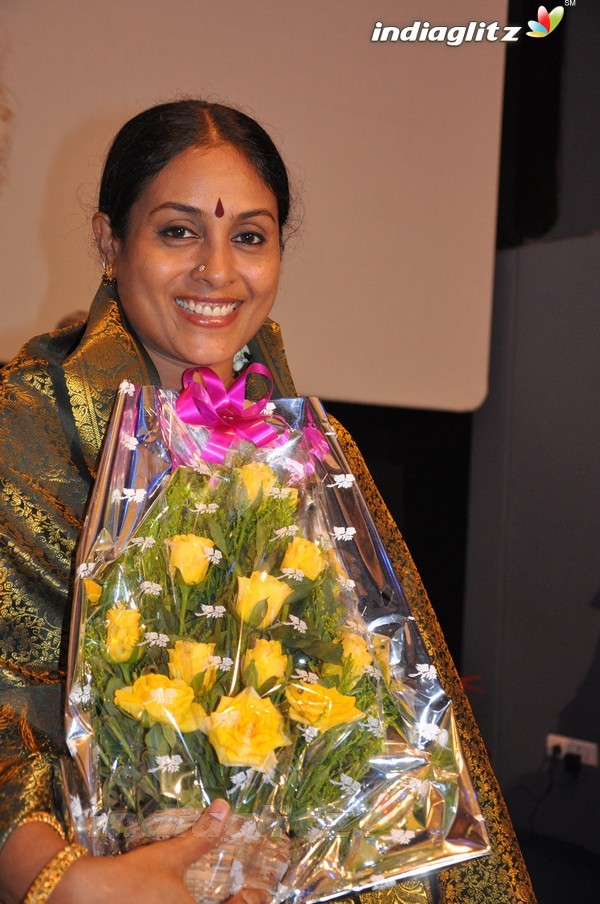 Saranya Ponvannan Meets The Press