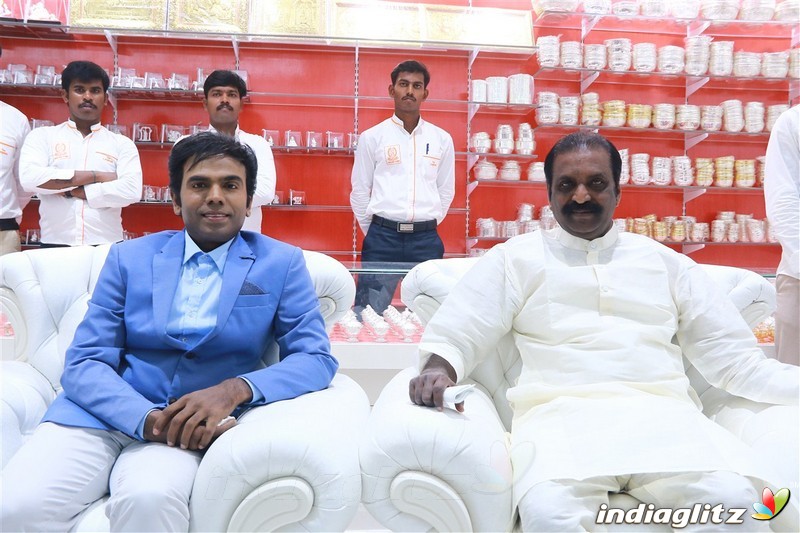 New Saravana Stores in Padi, Chennai opening ceremony