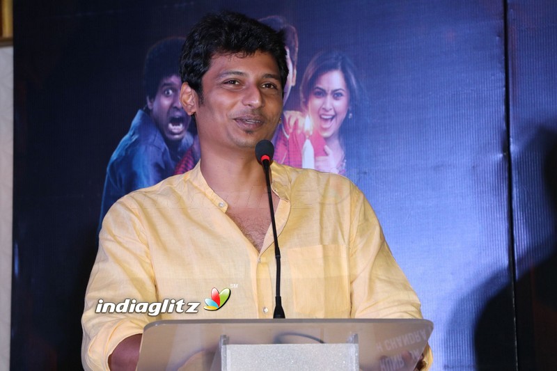 'Sangili Bungili Kadhava Thorae' Success Meet