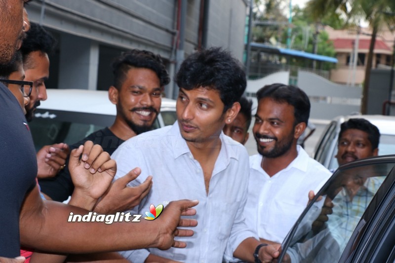 Sangili Bungili Kadhava Thorae Team at Carnival Cinemas Dindigul