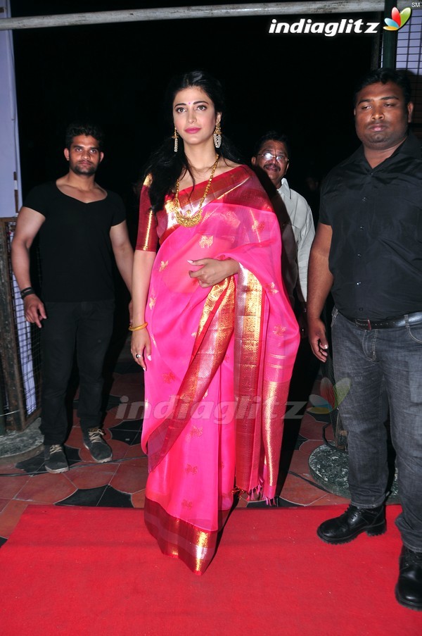 Shruti Haasan @  'Uttama Villain' Audio Launch (Telugu)