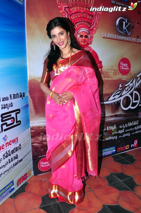 Shruti Haasan @  'Uttama Villain' Audio Launch (Telugu)