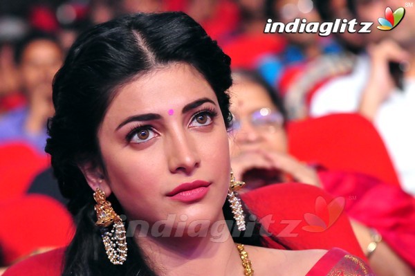 Shruti Haasan @  'Uttama Villain' Audio Launch (Telugu)