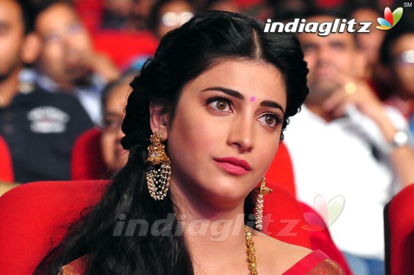 Shruti Haasan @  'Uttama Villain' Audio Launch (Telugu)