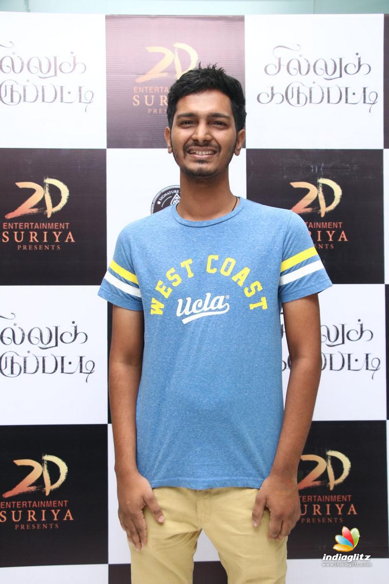 Sillu Karupatti Movie Premiere Show