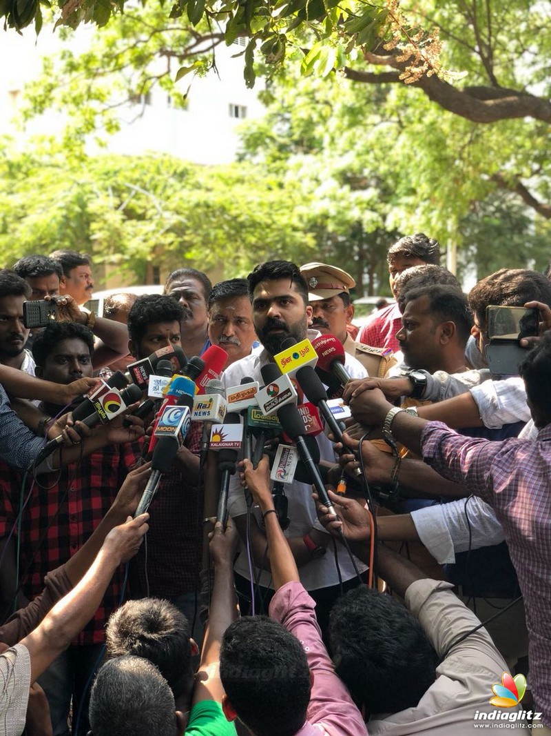 Simbu Meeting The Press at Egmore Police Commissioner Office