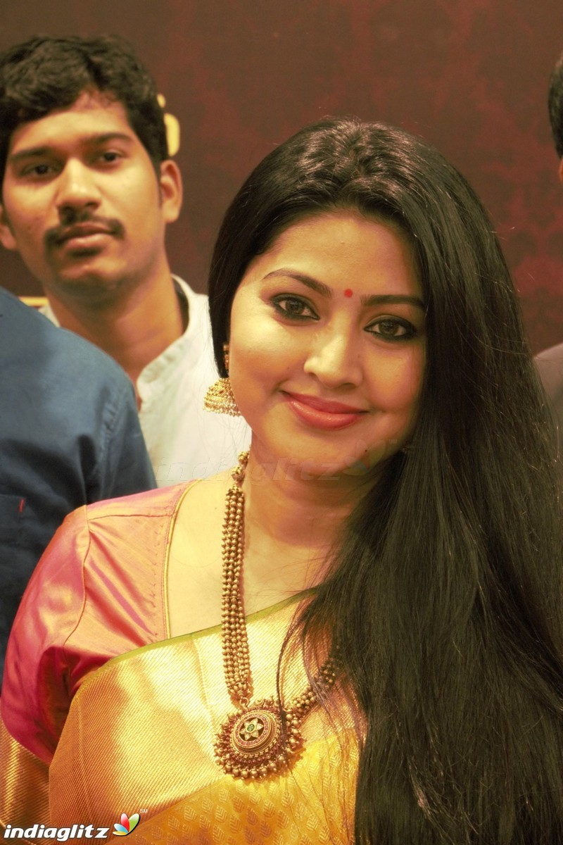 Kanchipuram VRK silks opening with actress Sneha in Coimbatore