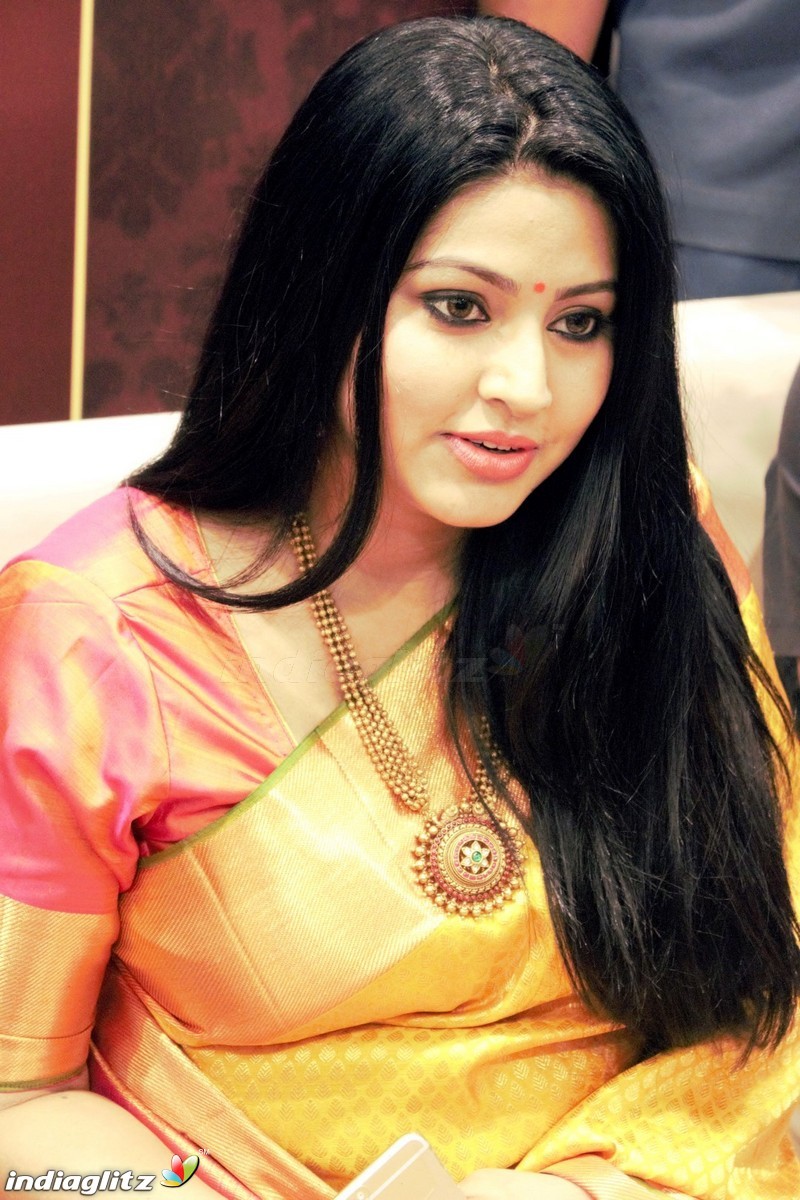 Kanchipuram VRK silks opening with actress Sneha in Coimbatore